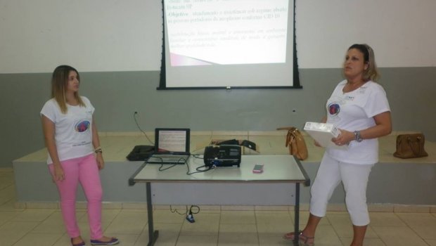 AAPC realizou palestra sobre câncer de mama