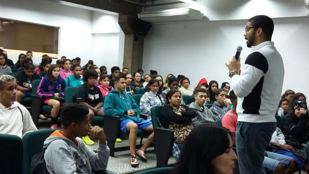 FSP- AVARÉ: Segunda turma do projeto “Qualificar para mudar” tem palestra motivacional