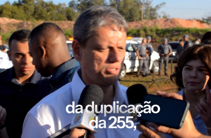 Governador Tarcísio de Freitas confirma duplicação da SP-255