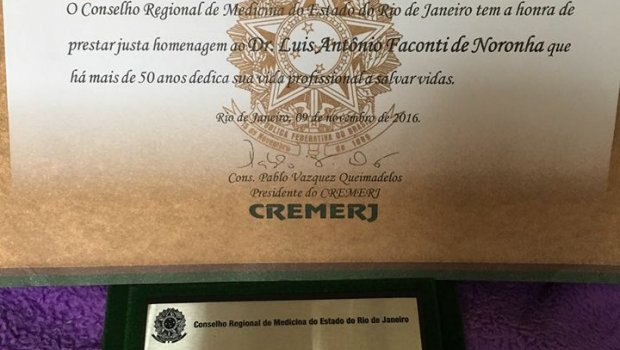 Médico avareense é homenageado por 50 anos dedicados a medicina
