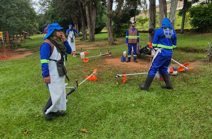 Frente de Trabalho inicia serviços no Horto Florestal de Avaré