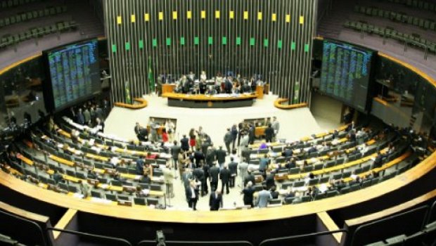 Maioria no Senado é a favor da abertura do processo de impeachment
