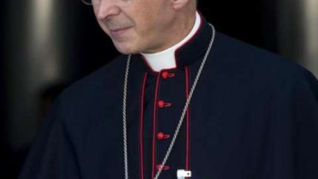 Cardeal arcebispo compara gays na Igreja a Cavalo de Troia