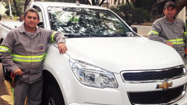 Pick-up reforça manutenção da iluminação pública
