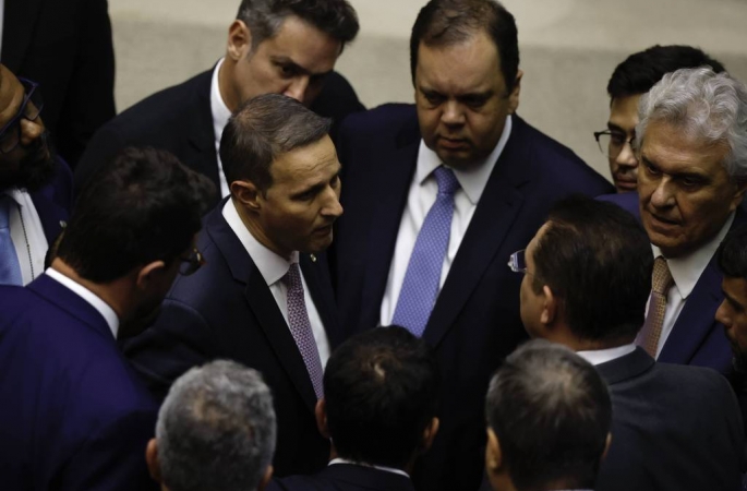 Entenda em 19 pontos o que muda com o PL Antifacção aprovado no Congresso