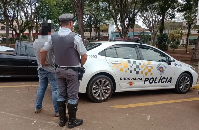 Polícia Rodoviária prende suspeito de matar vizinho a tiros em rodovia 