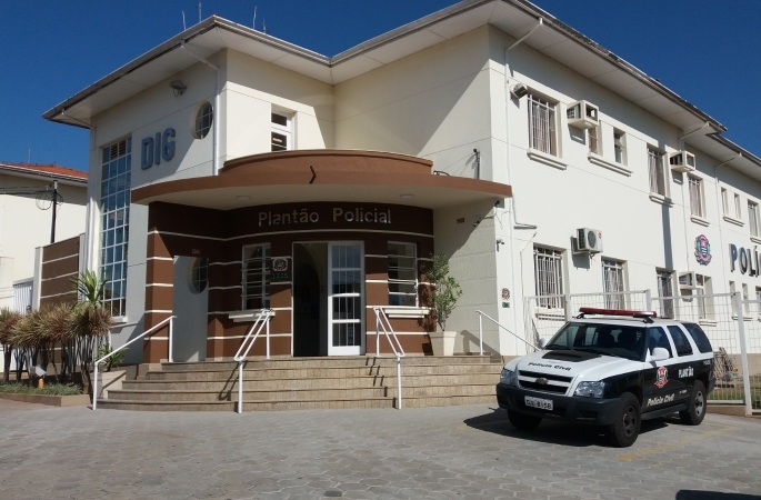 Tio é preso ao estuprar sobrinha de 7 anos em terreno baldio em Avaré
