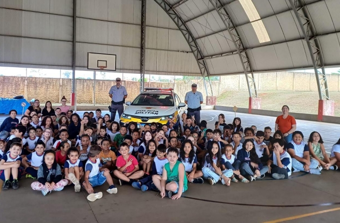 Policiamento Rodoviário realiza palestra sobre o tema