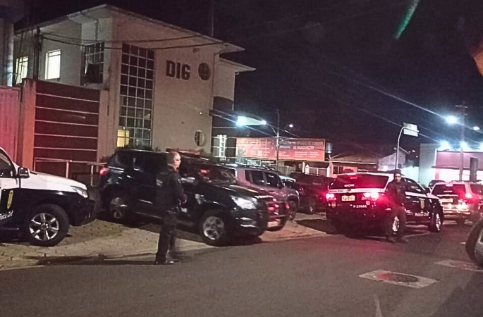 Polícia Civil deflagra operação contra o tráfico de drogas e prende oito pessoas