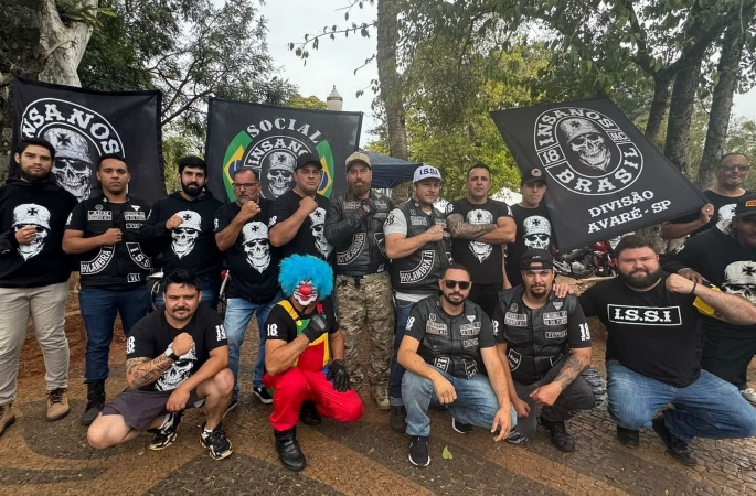 Insanos MC Avaré leva doce solidariedade a milhares de crianças em evento municipal