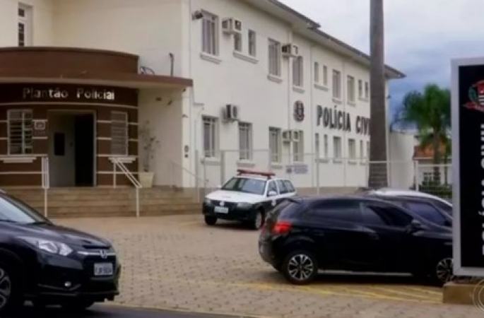 Suspeito de abusar de menina de 8 anos se entrega à Polícia em Avaré