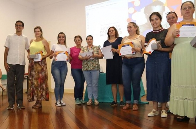 Professoras são premiadas por uso de filmes e séries como ferramentas pedagógicas em São Manuel