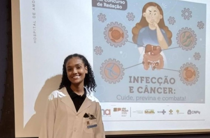 Aluna do CEEJA de Avaré vence concurso de redação do Hospital do Amor de Barretos