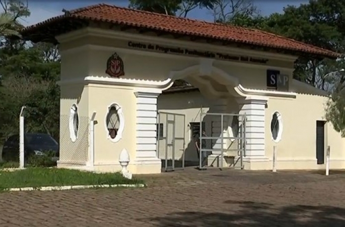 Agente penal é preso em flagrante ao tentar entrar com drogas e celulares em penitenciária