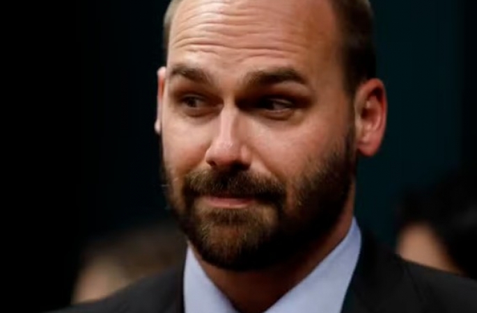 Genial/Quaest: 69% avaliam que Eduardo Bolsonaro defende interesses da família