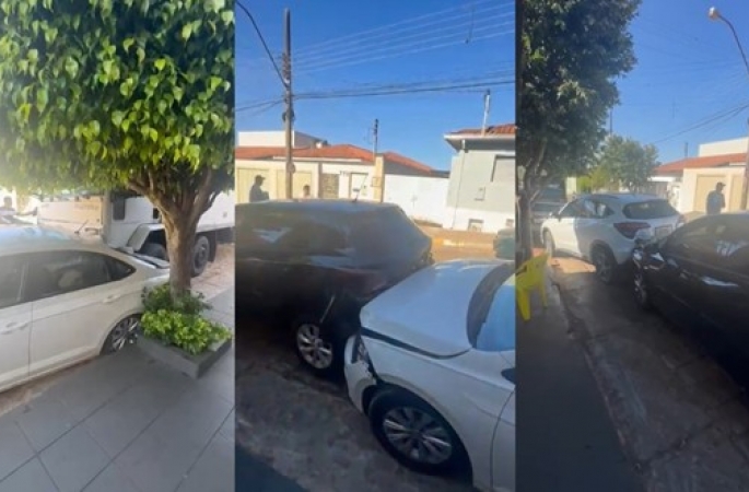 Motorista é atropelado pelo próprio caminhão no Centro de Itaí