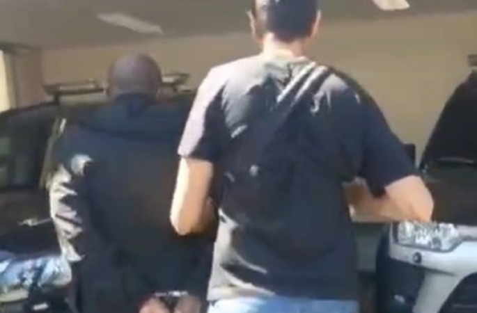 Jovem é preso em velório por matar e decepar dedo da mãe para acessar celular no interior de SP