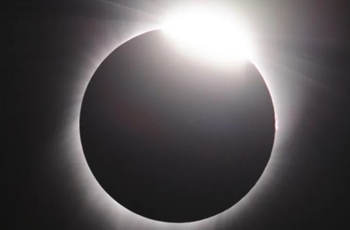 Eclipse solar híbrido que acontece somente a cada 10 anos ficará visível nesta quinta-feira