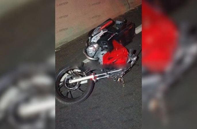 Motociclista morre ao atropelar cavalo no interior de SP