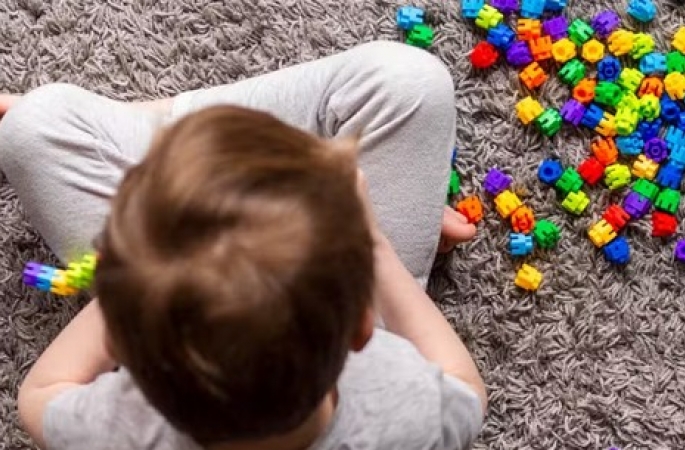 Autismo pode ser fruto da evolução biológica do cérebro humano, dizem cientistas