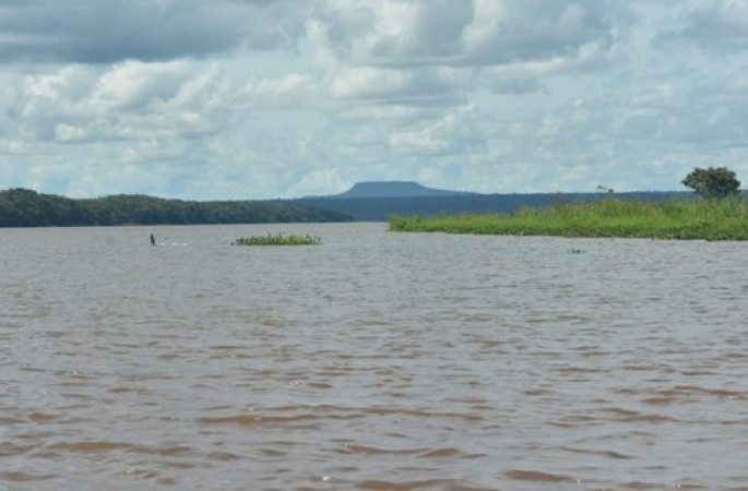 Corpo de mulher é encontrado submerso no Rio Paranapanema em Piraju