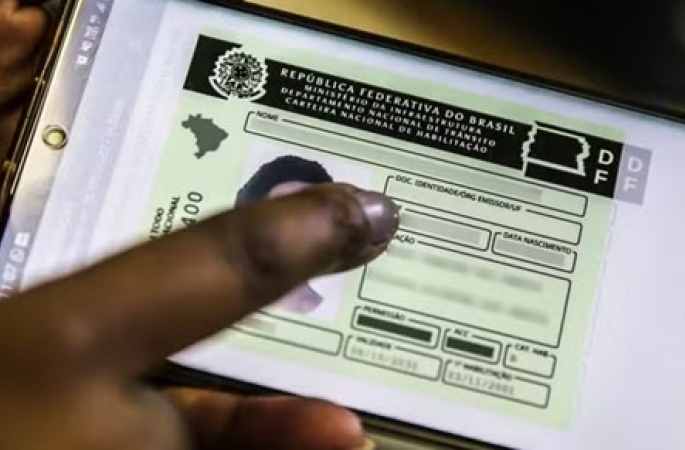 Senado aprova renovação automática da CNH para 