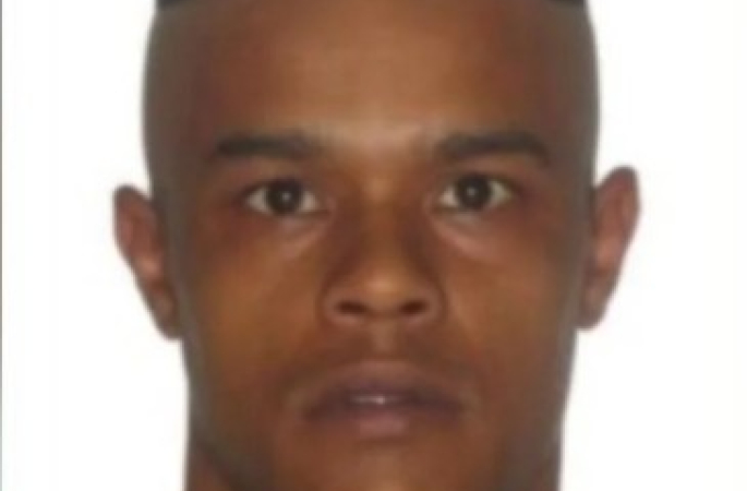 Foragido por matar namorada, homem morre em confronto com a PM