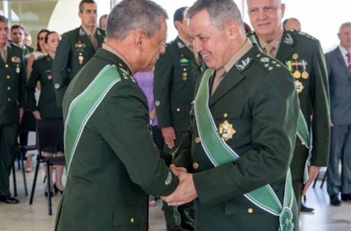 A mensagem dos generais aos radicais e em defesa da legalidade: 