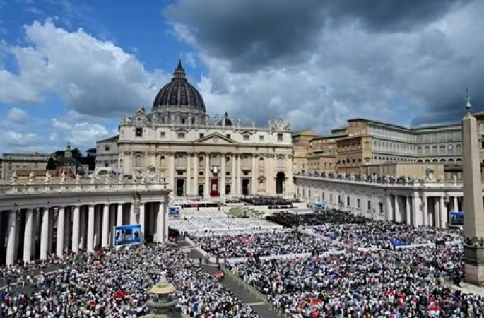 Igreja Católica negligencia vítimas de abuso por parte do clero, afirma comissão do Vaticano: 