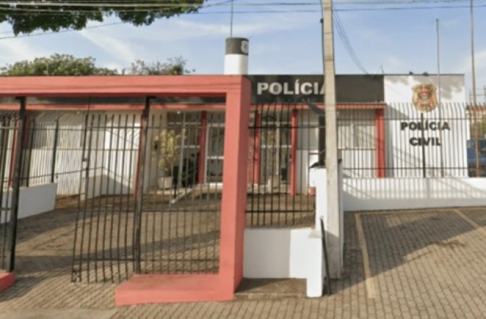 Homem é morto a facadas e tem coração arrancado dentro de casa em SP