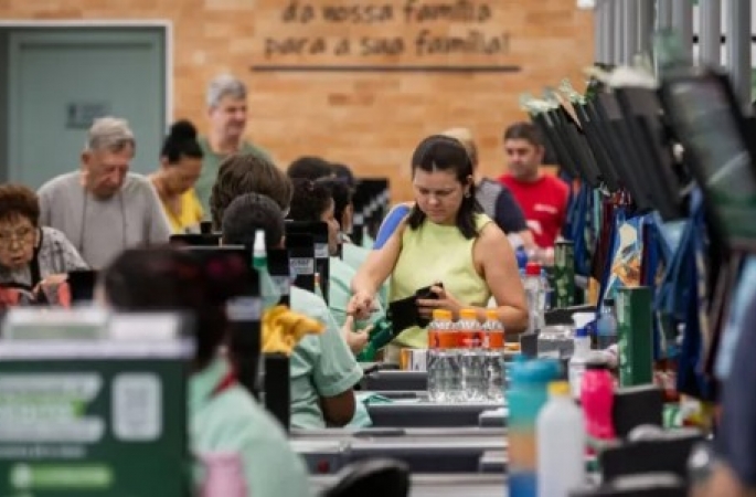 Inflação brasileira fecha 2025 em 4,26%, menor alta anual desde 2018
