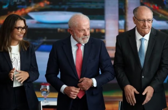 Presidente do PSB se reúne com Lula e defende manutenção de Alckmin como candidato a vice-presidente