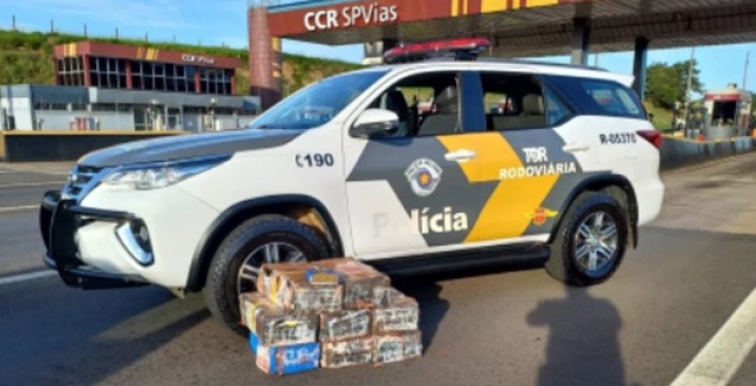 Polícia apreende mais de 150 kg de maconha dentro de carro em rodovia