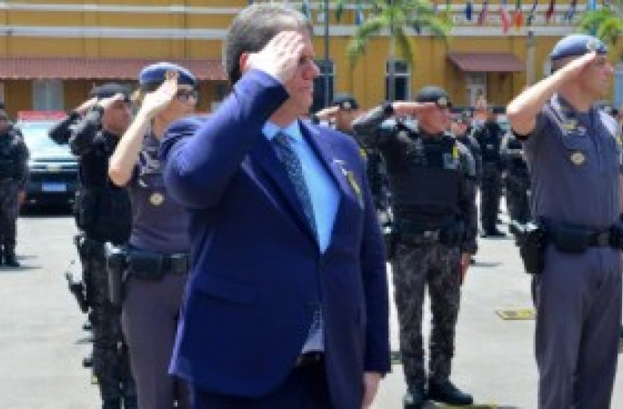 Projeto de Tarcísio cria “farra dos coronéis” e diminui PMs das ruas