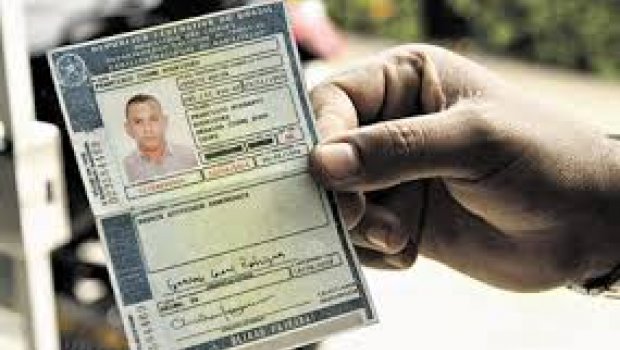 Homem é preso por dirigir com habilitação falsificada em Itaí