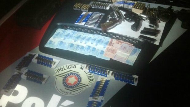 Idoso é preso por porte e comércio ilegal de armas em Avaré