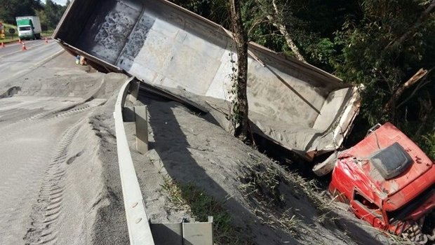 “Rodovia da Morte” de Avaré deixa mais 2 pessoas mortas