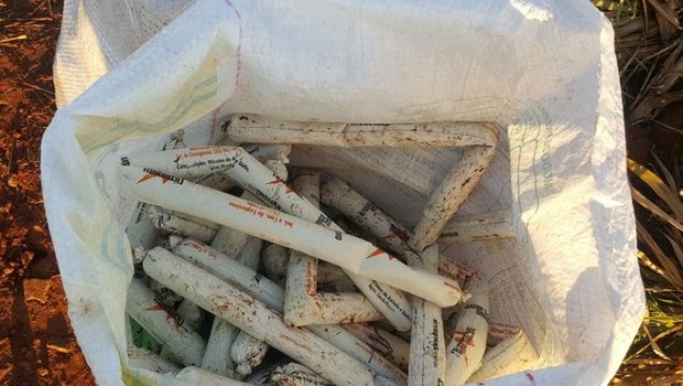 Sacos com dinamites são achados à beira de estrada rural em Itararé