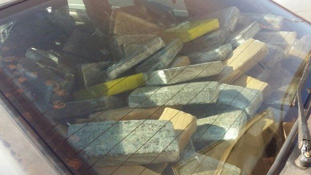 Polícia Rodoviária apreende tabletes de maconha na Castello Branco