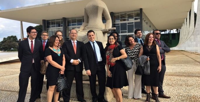 Professores e alunos do Direito Eduvale realizam visita técnica à Brasília