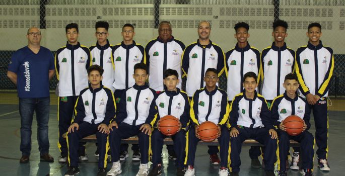 Faculdade Eduvale apoia o time AABA BASQUETE SEME de Avaré