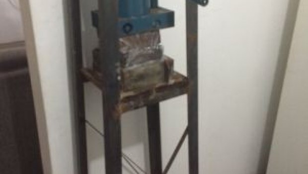 Polícia fecha laboratório de drogas e prende três por tráfico em Bauru