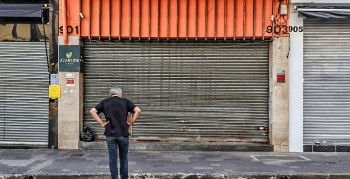 Lockdown será inevitável em SP se isolamento não subir nas próximas semanas, indica estudo