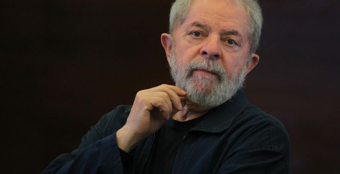 Tribunal da Lava Jato condena Lula por unanimidade