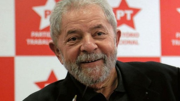 Crescem apelos no PT para que Lula assuma presidência da legenda