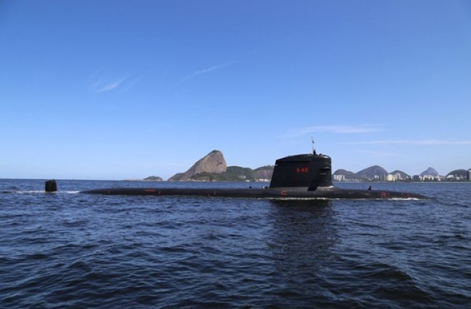 Marinha negocia novo contrato bilionário para concluir programa do submarino nuclear
