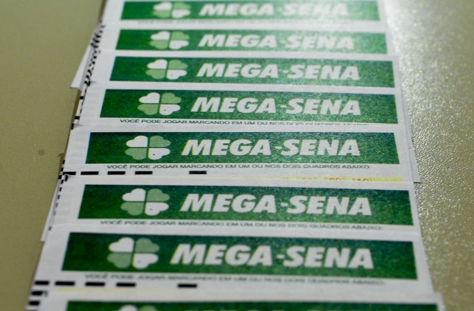Mega-Sena: veja os números sorteados no concurso 2530