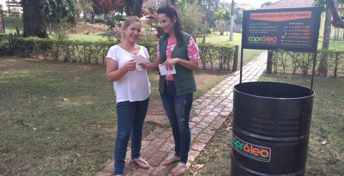 Escolas municipais de Avaré recebem ecopontos para coleta de óleo usado