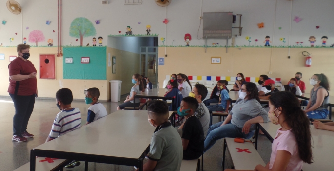 Avaré: Atividade em escola municipal discute importância da coletiva seletiva