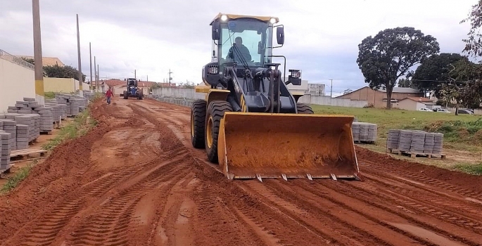 Último trecho de terra da Rua Mato Grosso ganha pavimentação